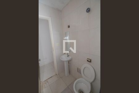 Casa à venda com 241m², 2 quartos e 2 vagasBanheiro