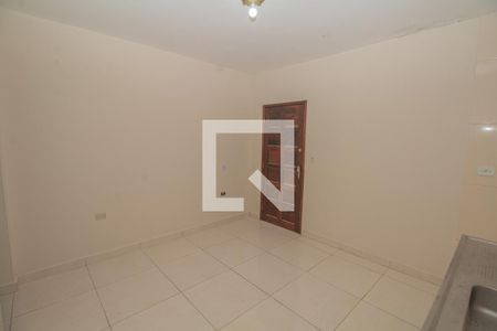 Casa à venda com 241m², 2 quartos e 2 vagasCozinha