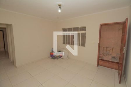 Quarto de casa à venda com 2 quartos, 241m² em Jardim Ângela (zona Leste), São Paulo