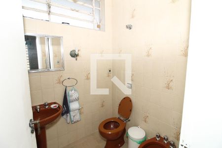 Banheiro de casa à venda com 3 quartos, 367m² em Vila Romana, São Paulo