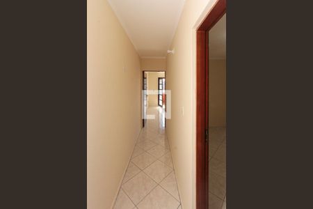 Corredor de casa para alugar com 2 quartos, 125m² em Jardim Sapopemba, São Paulo