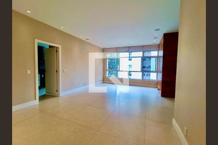 Sala  de apartamento à venda com 3 quartos, 127m² em Lagoa, Rio de Janeiro