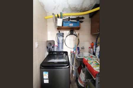 Casa à venda com 136m², 3 quartos e 2 vagasÁrea de Serviço