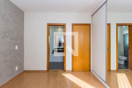 Apartamento para alugar com 160m², 3 quartos e 2 vagasSuíte