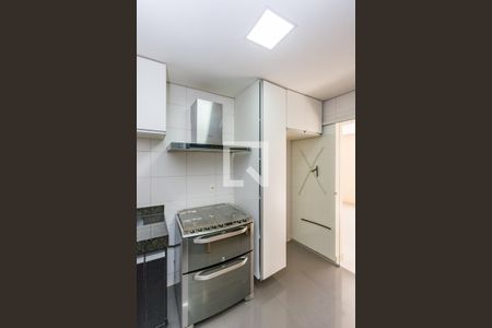 Apartamento para alugar com 160m², 3 quartos e 2 vagasCozinha