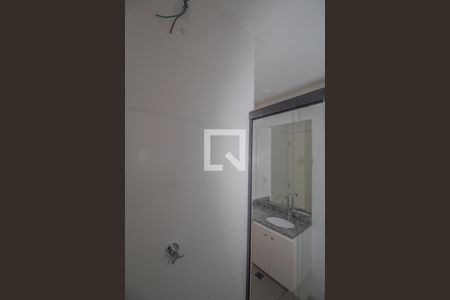 Banheiro de apartamento para alugar com 1 quarto, 31m² em Vila Divina Pastora, São Paulo