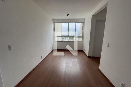 Sala de apartamento para alugar com 1 quarto, 48m² em Figueira, Duque de Caxias