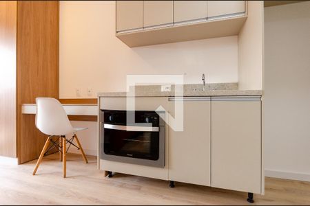 Cozinha de kitnet/studio para alugar com 1 quarto, 27m² em Vila Primavera, São Paulo