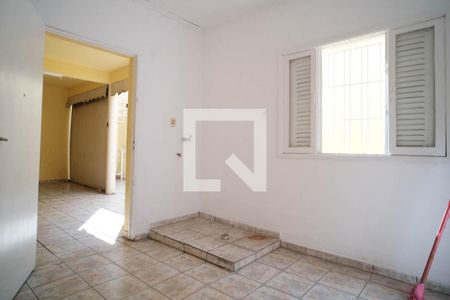 Casa à venda com 150m², 4 quartos e 2 vagasQuarto 4