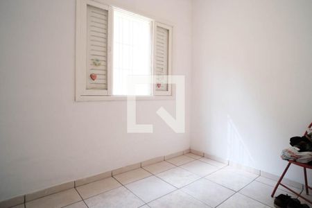 Casa à venda com 150m², 4 quartos e 2 vagasQuarto 