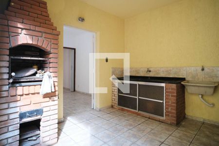 Casa à venda com 150m², 4 quartos e 2 vagasChurrasqueira