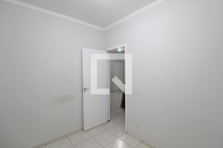 Quarto 1 de apartamento para alugar com 2 quartos, 45m² em Chácaras Tubalina E Quartel, Uberlândia