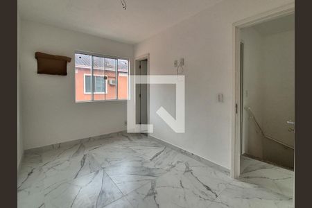 Casa de condomínio para alugar com 85m², 3 quartos e 1 vaga Casa de condomínio para alugar com 85m², 3 quartos e 1 vagaSuite