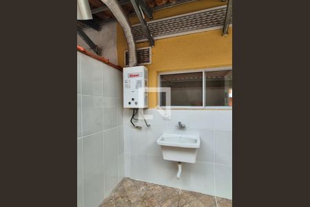 Casa de condomínio para alugar com 85m², 3 quartos e 1 vaga Casa de condomínio para alugar com 85m², 3 quartos e 1 vagaÁrea de serviço