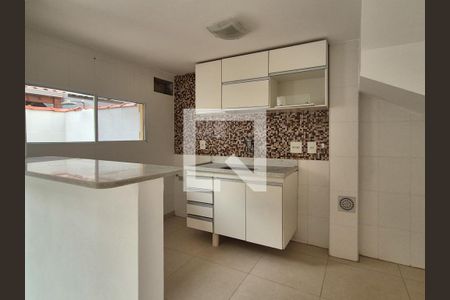 Casa de condomínio para alugar com 85m², 3 quartos e 1 vaga Casa de condomínio para alugar com 85m², 3 quartos e 1 vagaCozinha