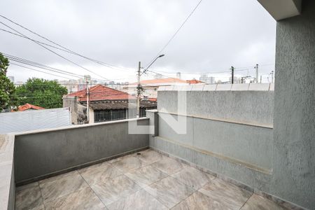 Varanda de casa para alugar com 2 quartos, 120m² em Vila Gumercindo, São Paulo