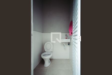 Casa para alugar com 120m², 2 quartos e 1 vagaLavabo