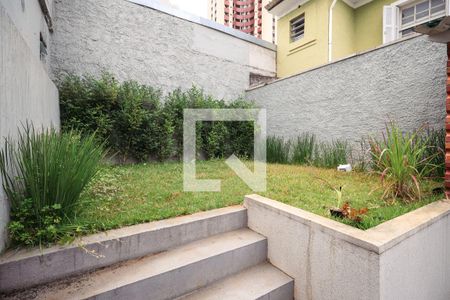 Casa para alugar com 120m², 2 quartos e 1 vagaQuintal