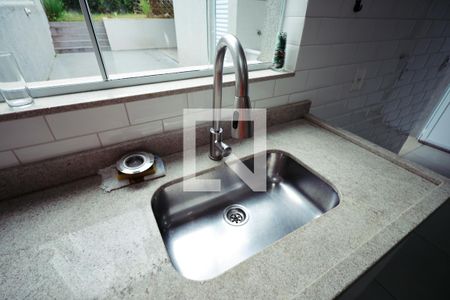 Casa para alugar com 120m², 2 quartos e 1 vagaCozinha