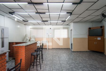 Apartamento para alugar com 58m², 2 quartos e 1 vaga Apartamento para alugar com 58m², 2 quartos e 1 vagaÁrea comum - Salão de festas
