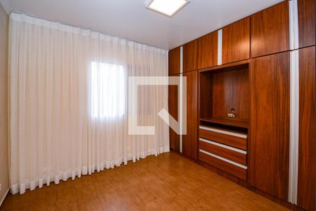 Quarto 2 de apartamento para alugar com 2 quartos, 58m² em Vila Marchi, São Bernardo do Campo