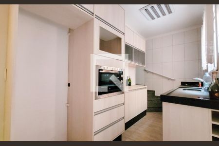 Apartamento à venda com 110m², 2 quartos e 2 vagasCozinha