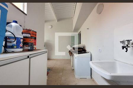 Apartamento à venda com 110m², 2 quartos e 2 vagasLavanderia