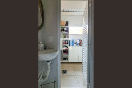 Apartamento à venda com 110m², 2 quartos e 2 vagasLavabo