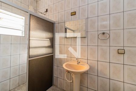 Banheiro da Suite de casa para alugar com 2 quartos, 100m² em Vila Guilhermina, São Paulo