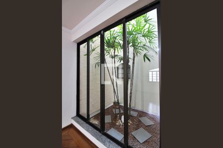 Jardim de Inverno  de casa para alugar com 4 quartos, 354m² em Dos Casa, São Bernardo do Campo
