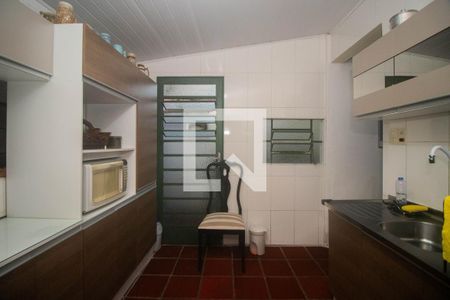 Casa à venda com 70m², 3 quartos e sem vaga Casa à venda com 70m², 3 quartos e sem vagaCozinha e Área de Serviço