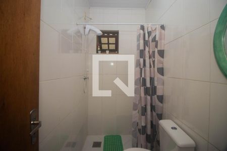 Casa à venda com 70m², 3 quartos e sem vaga Casa à venda com 70m², 3 quartos e sem vagaBanheiro