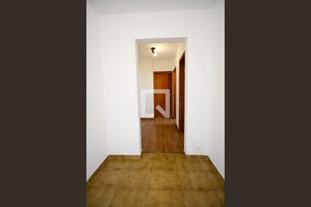 Corredor de apartamento à venda com 2 quartos, 68m² em Vila Madalena, São Paulo