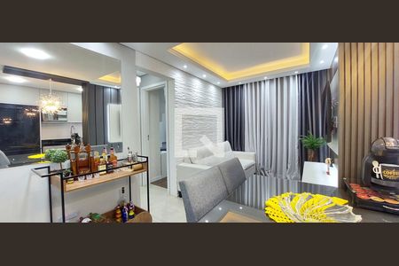 Sala de apartamento à venda com 2 quartos, 53m² em Vila Curuca, Santo André