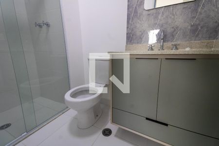 Banheiro de apartamento para alugar com 1 quarto, 28m² em Jardim Independência (são Paulo), São Paulo