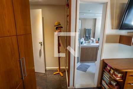 Apartamento à venda com 348m², 5 quartos e 2 vagasQuarto 1 suite