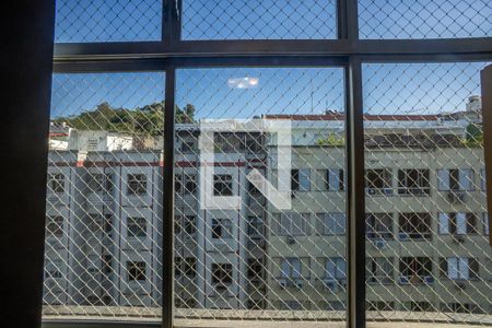 Apartamento à venda com 348m², 5 quartos e 2 vagasQuarto 2