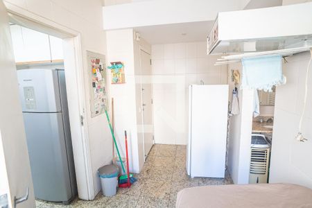 Apartamento à venda com 348m², 5 quartos e 2 vagasÁrea de Serviço