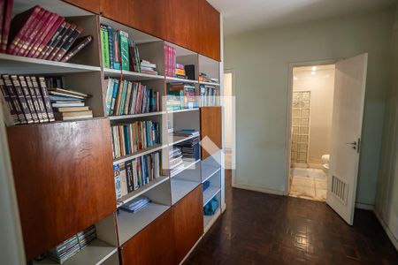 Apartamento à venda com 348m², 5 quartos e 2 vagasEstante