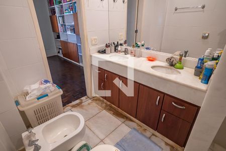 Apartamento à venda com 348m², 5 quartos e 2 vagasBanheiro