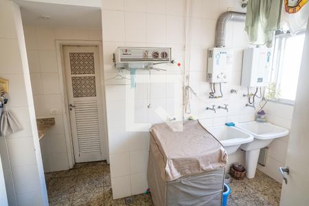 Apartamento à venda com 348m², 5 quartos e 2 vagasÁrea de Serviço