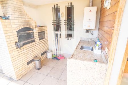 Apartamento à venda com 348m², 5 quartos e 2 vagasChurrasqueira