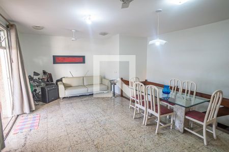 Apartamento à venda com 348m², 5 quartos e 2 vagasSala do Terraço