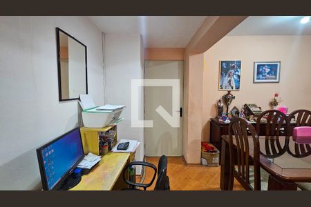 Apartamento à venda com 70m², 3 quartos e 2 vagasSala