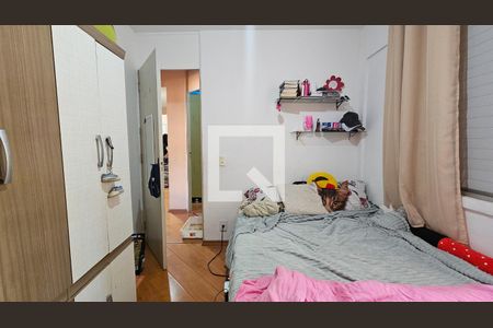 Apartamento à venda com 70m², 3 quartos e 2 vagasQuarto 2