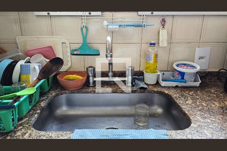 Cozinha de apartamento à venda com 3 quartos, 70m² em Jardim Taquaral, São Paulo