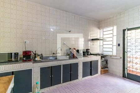 Casa à venda com 240m², 5 quartos e 3 vagasCozinha