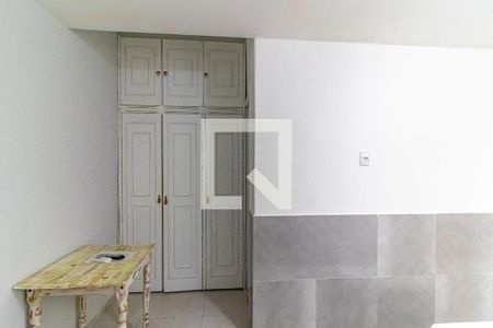 Suíte Térreo de casa à venda com 5 quartos, 240m² em Charitas, Niterói
