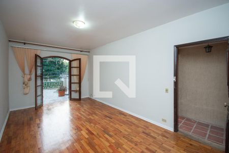 Sala de casa para alugar com 3 quartos, 222m² em Jardim Umuarama, São Paulo