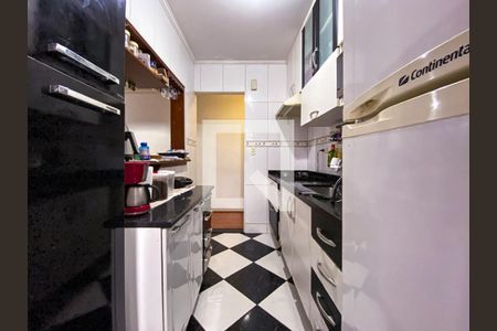 Cozinha de apartamento à venda com 3 quartos, 60m² em Vila Sao Silvestre (zona Leste), São Paulo